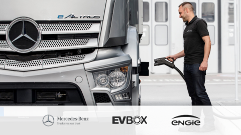 Mercedes-Benz Trucks levert met EVBox Group en ENGIE ecosysteem rondom elektrische vrachtwagens