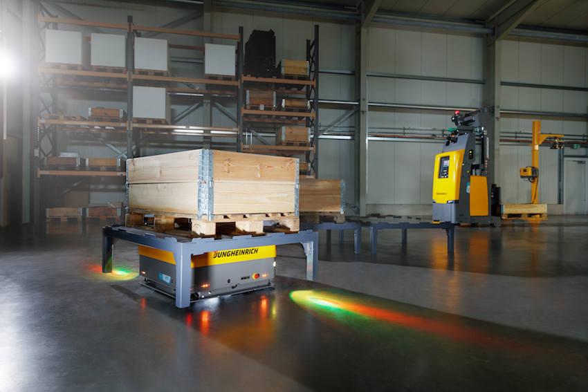 Jungheinrich neemt onder meer de AMR van arculus op in zijn portfolio (foto: Jungheinrich)