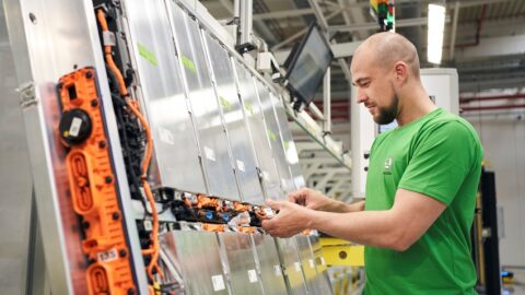 Škoda start productie MEB accupakketten