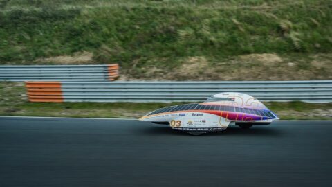 Brunel Solar Team presenteert Nuna 11s met zelfontwikkelde motor