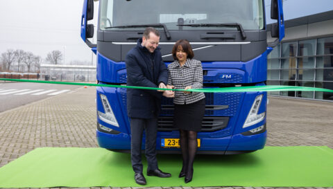 Action neemt elektrische vrachtwagens in gebruik