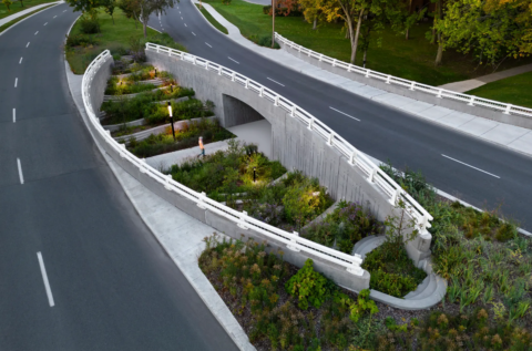 Beton op basis van glas zorgt voor een groenere oversteek