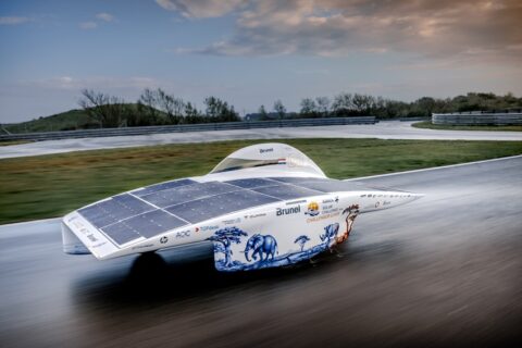Brunel Solar Team presenteert efficiëntste zonneauto ooit