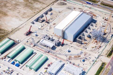 Eerste grootschalige waterstoffabriek op het hoogspanningsnet